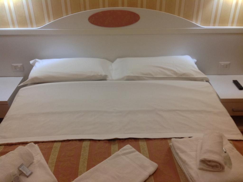 Rome Palace Roma Phòng bức ảnh
