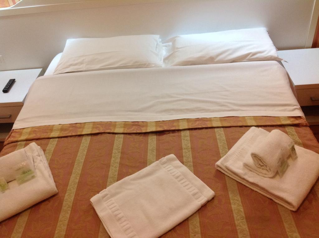 Rome Palace Roma Phòng bức ảnh